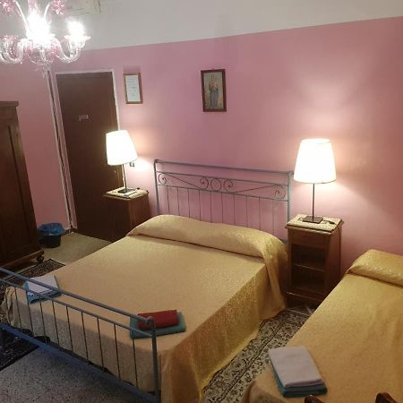 Fiabe Venice Rooms מראה חיצוני תמונה