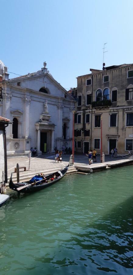Fiabe Venice Rooms מראה חיצוני תמונה